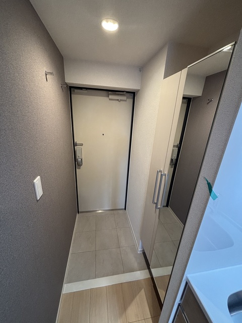 玄関　同施工会社参考写真です