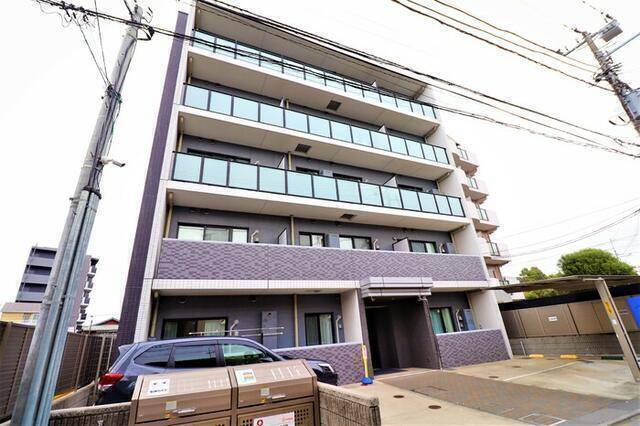 建物外観　外観タイル張りです