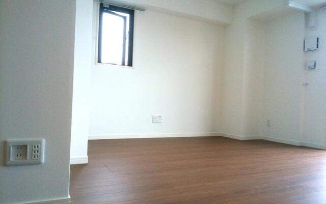 居室・リビング　エアコン付きです