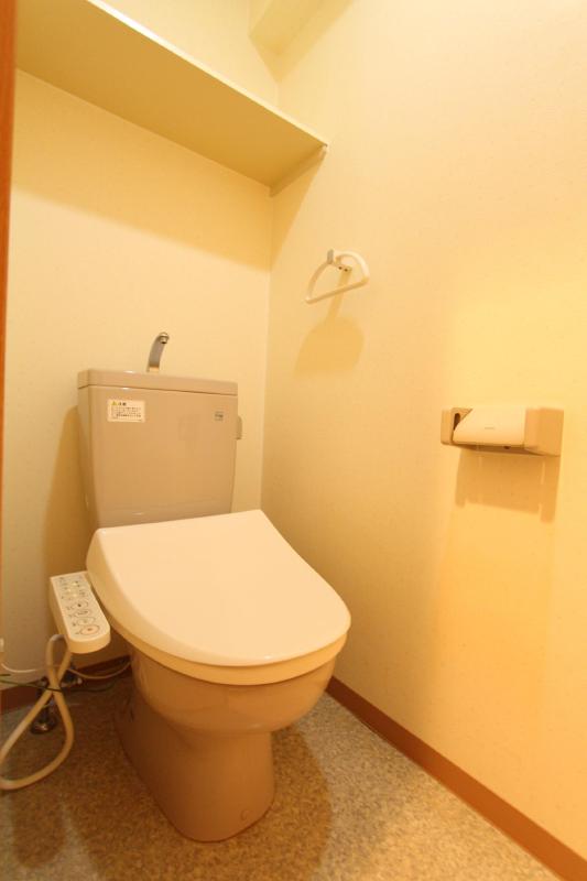 トイレ　同タイプ・参考写真