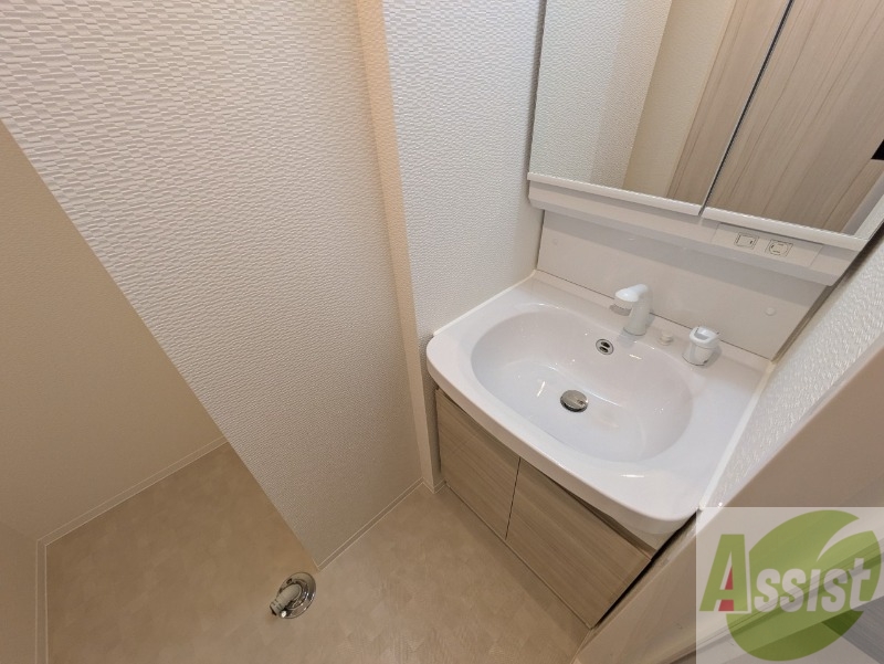 洗面設備　シャンプードレッサーで身支度もラクラクです！