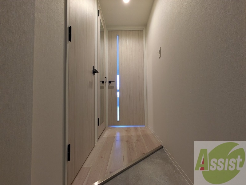 玄関　使いやすく明るい印象の玄関になっておりました！