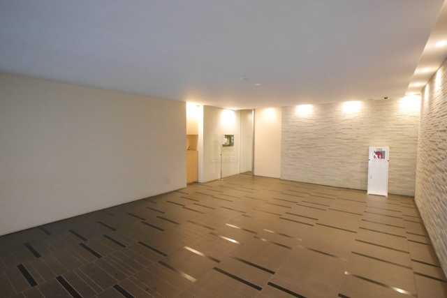 ロビー　ガーデニエール砧ウエスト