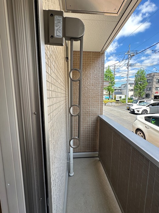 バルコニー　バルコニーは東向き！すがすがしい朝日がお部屋に入ってきます☆