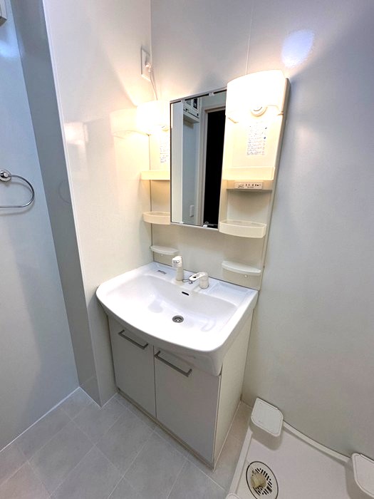 洗面設備　洗髪洗面化粧台で忙しい朝にも寝癖の付いた頭にも優しい☆お化粧