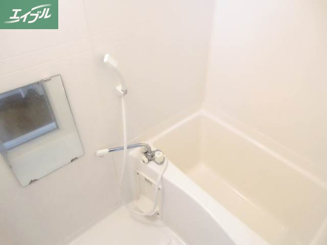 バス・シャワールーム　バスルーム