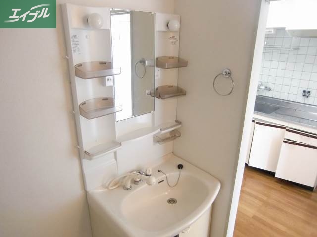 洗面設備　洗髪洗面化粧台