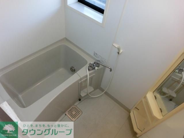 バス・シャワールーム　追い焚き付き浴室