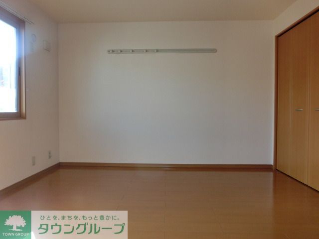 その他部屋・スペース　南東向きの明るい居室