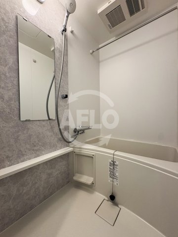 バス・シャワールーム　エスリード大阪城EAST　浴室