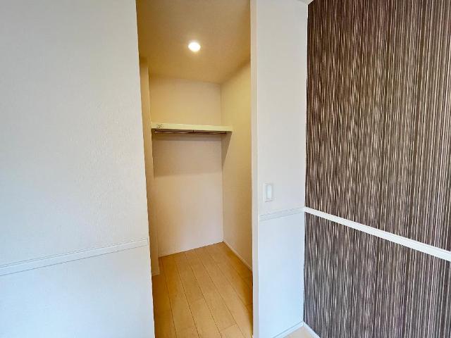 収納　ウォークインクローゼット