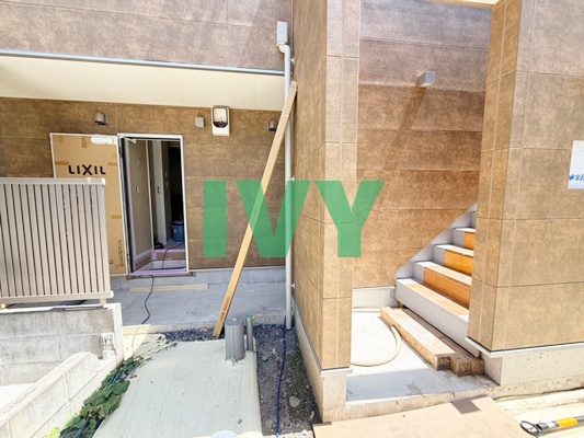 エントランス　建築中
