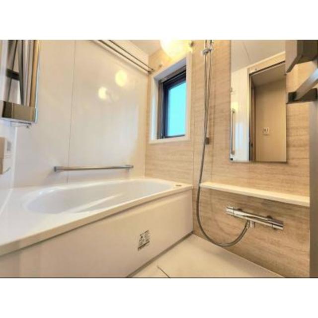 バス・シャワールーム　※写真は同タイプ住戸です。