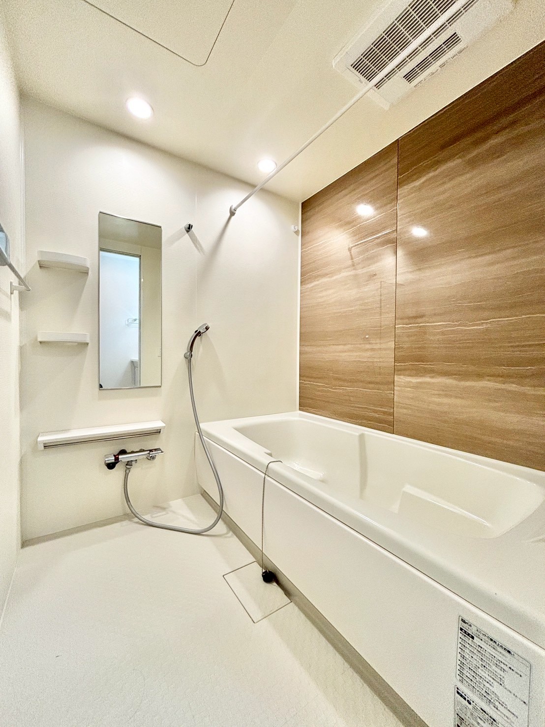 バス・シャワールーム　類似物件参照