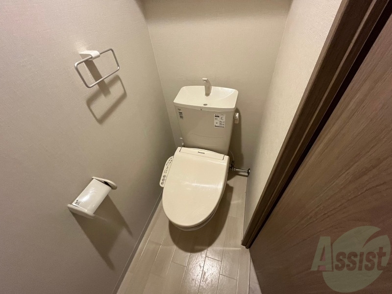 トイレ　ウォシュレット機能がついたトイレ。安心して使用できますね。
