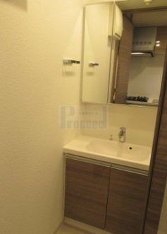 洗面設備　使いやすい独立洗面台☆