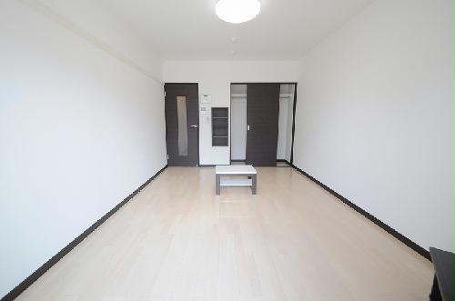 居室・リビング　現状を優先致します。