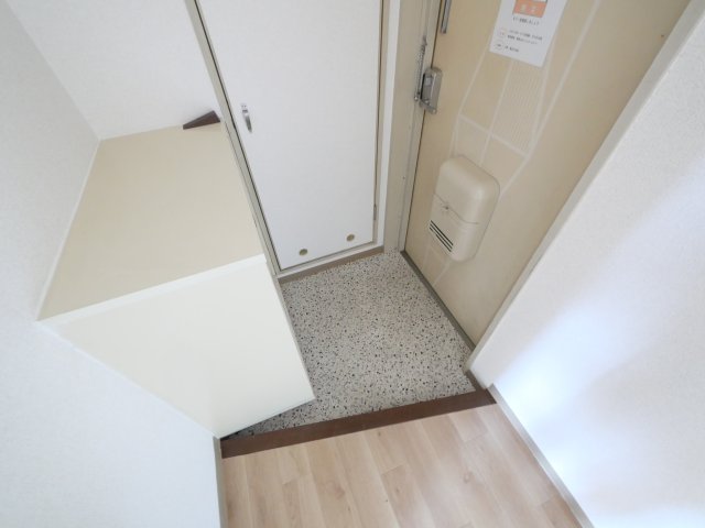 玄関　明るい玄関です