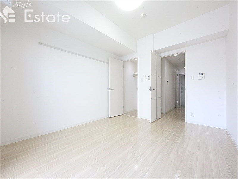 居室・リビング　内装