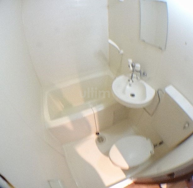 バス・シャワールーム　同タイプ別室の画像です、ご参考までに