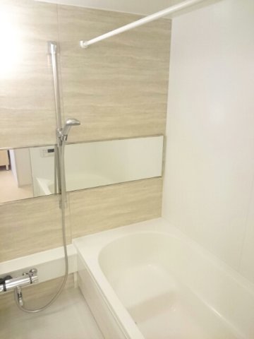 バス・シャワールーム　バス