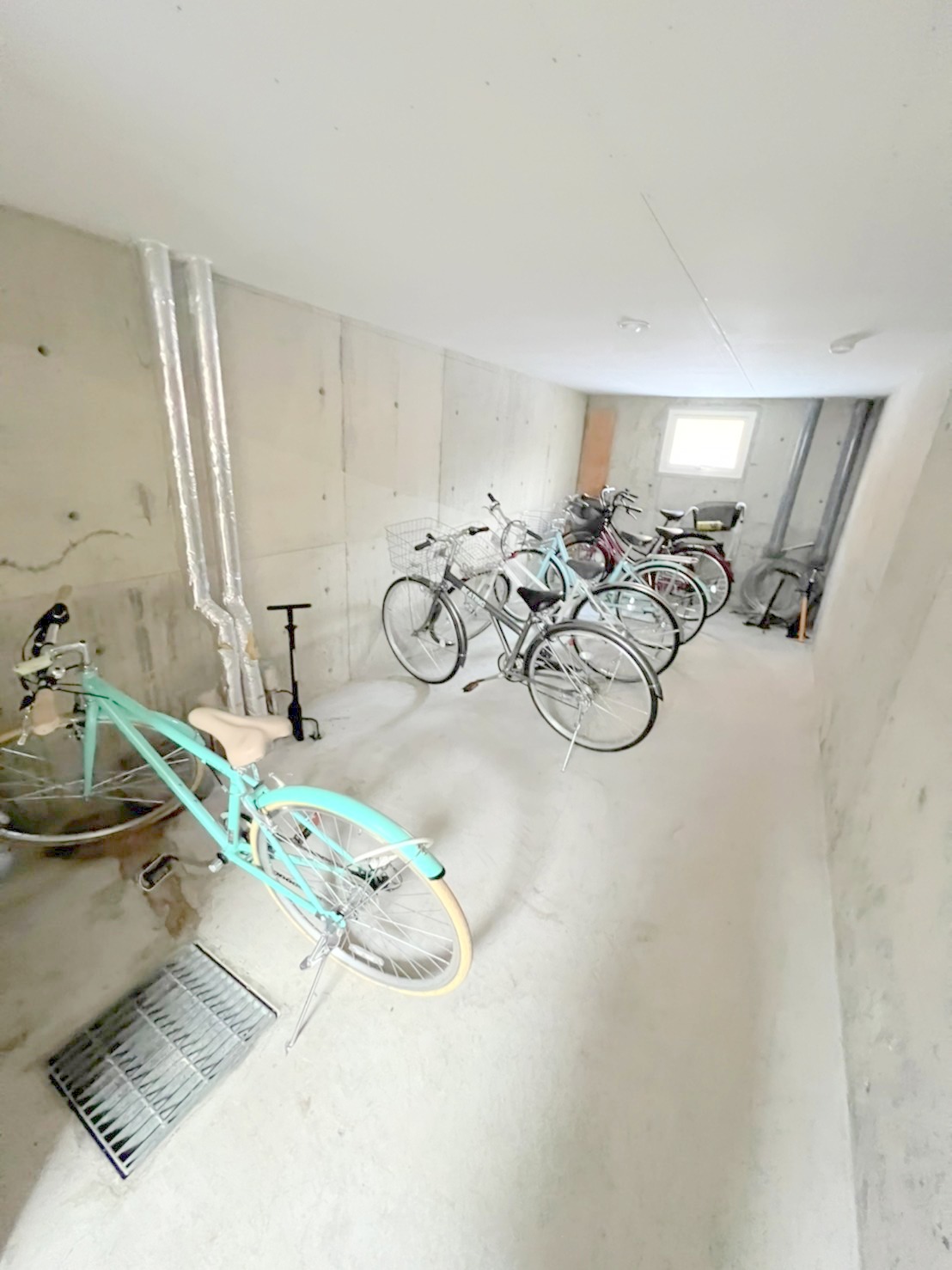 その他共有部分　屋内駐輪場もございます♪