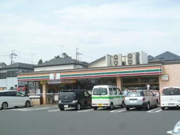 コンビニ　セブンイレブン松戸大金平2丁目店（コンビニ）まで527m
