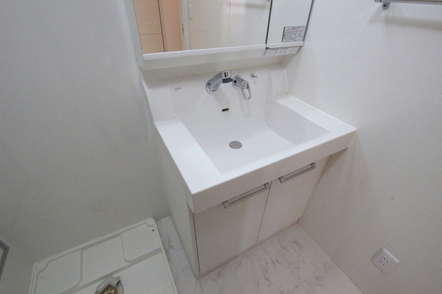 洗面設備　洗髪洗面化粧台