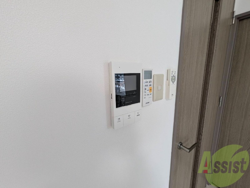 セキュリティ　ＴＶモニター付インターホンです。来客者の顔が見えるので安心！