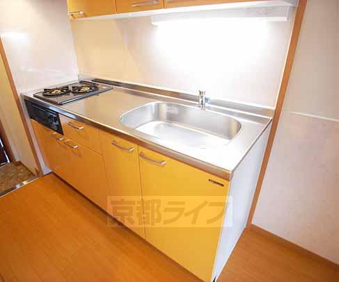 キッチン　２口ガスコンロ付きのキッチン！