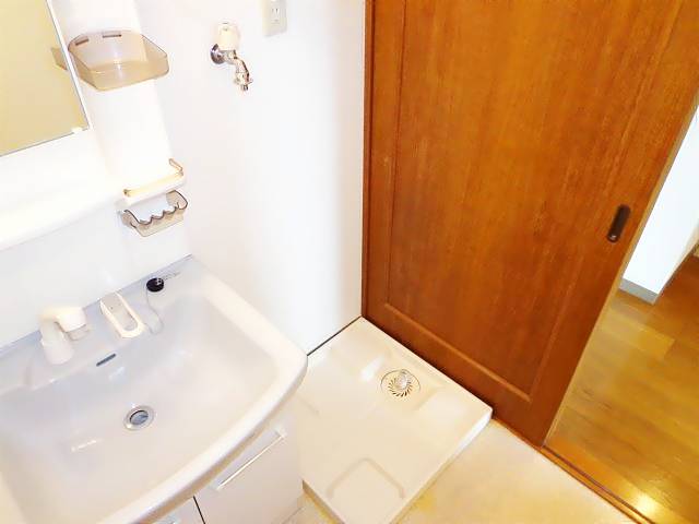 バス・シャワールーム　室内洗濯機置き場