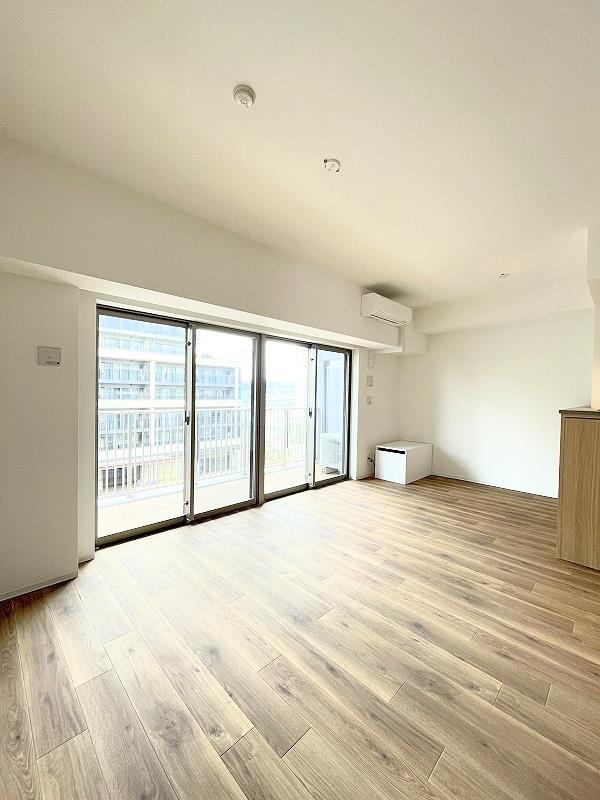 居室・リビング　LD12.8帖