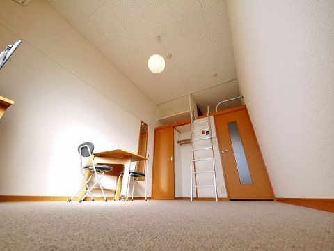 居室・リビング　居間です