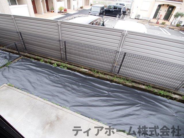 庭　お庭で自由な時間を過ごせます