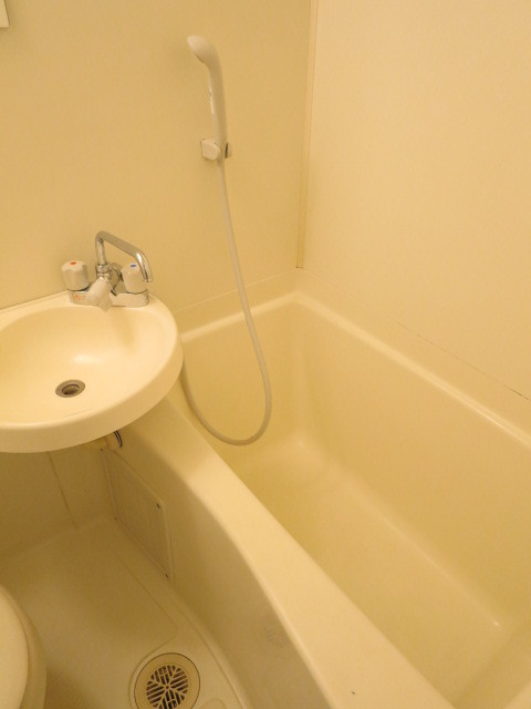 バス・シャワールーム　※過去参考写真※