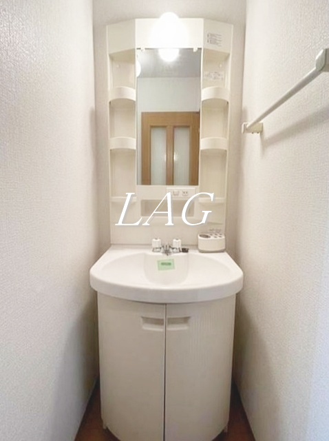 洗面設備　洗面台です。