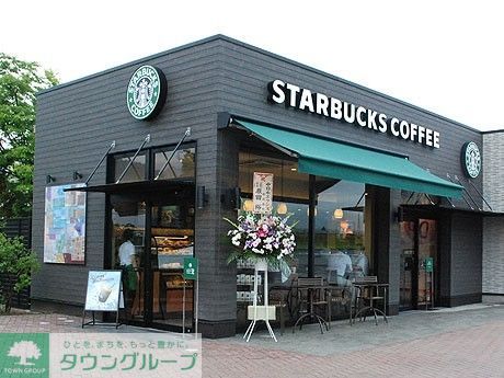 飲食店　スターバックスコーヒーゲートシティ大崎店（飲食店）まで860m