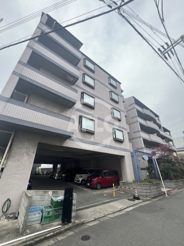 建物外観　アスティオン江坂　外観