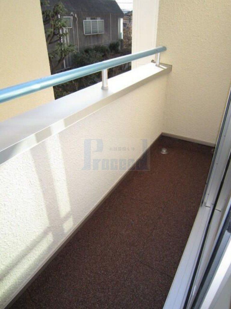 バルコニー　明るいバルコニー！