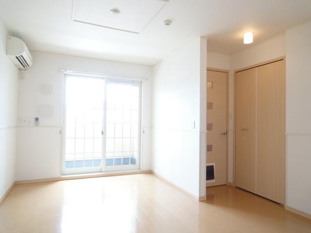 居室・リビング　ゆったりとしたリビングです