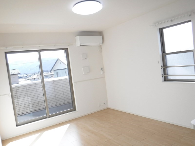 居室・リビング　類似部屋写真