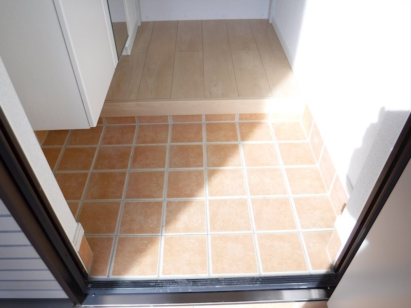 玄関　類似部屋写真