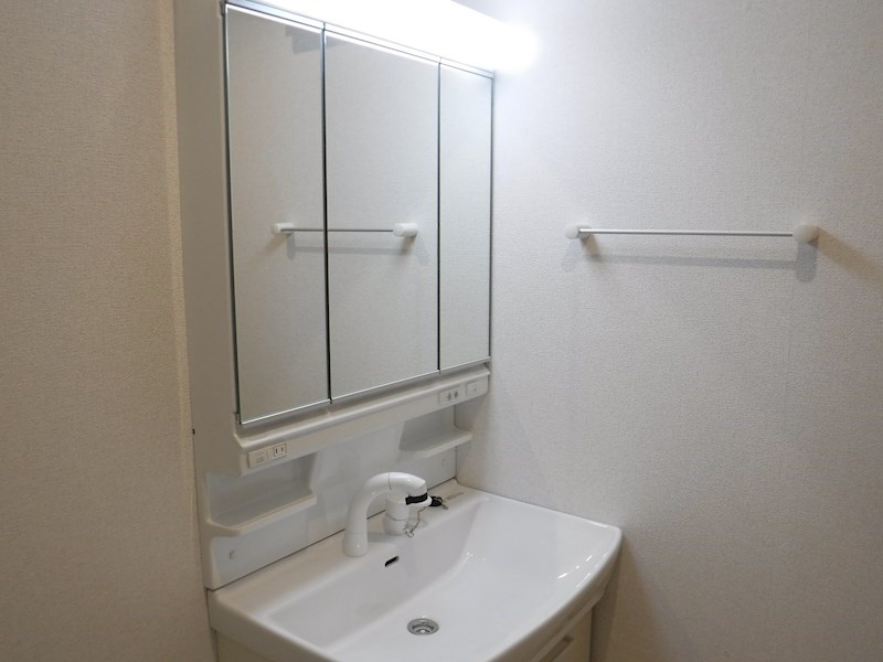 洗面設備　類似部屋写真