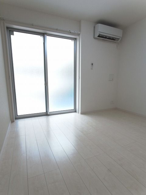 居室・リビング　使いやすい居間です