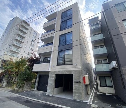 建物外観　エアコン完備の人気の人気のデザイナーズ仕様のお部屋です♪