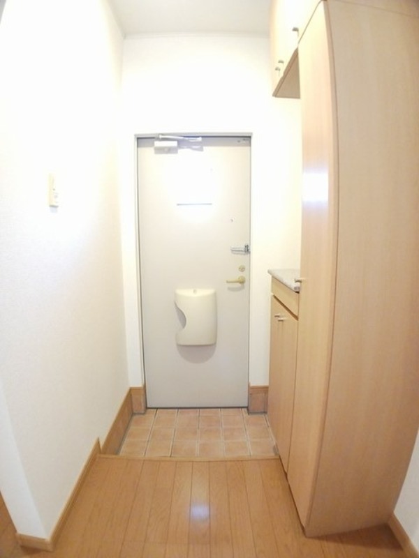 玄関　図面と現状に相違がある場合には現状を優先