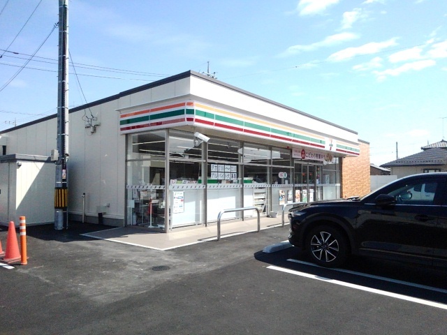 コンビニ　セブンイレブン結城アクロス通り（コンビニ）まで850m