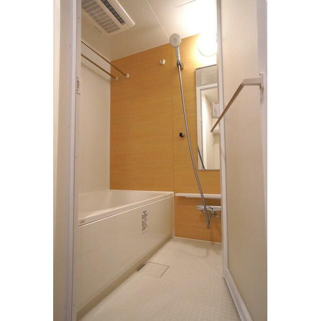 バス・シャワールーム　※写真は同タイプ住戸です。