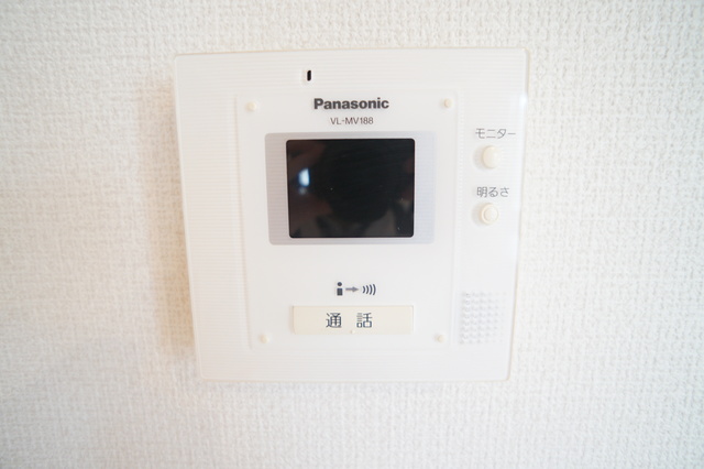 セキュリティ　参考写真（同建物反転タイプ別部屋のものです）