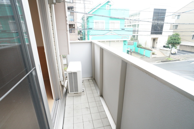 バルコニー　参考写真（同建物反転タイプ別部屋のものです）